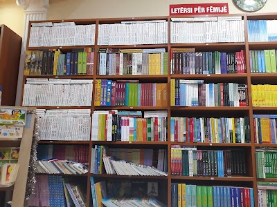 Librari Toena (Bookstore & Souvenirs)