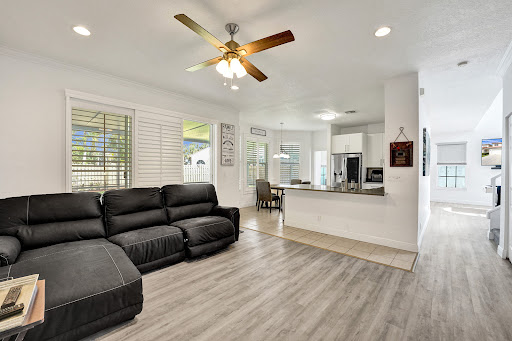 Seana Abdelmajid & Katie Lemieux ~ The Homeowner's Agent Brokered by La Rosa Realty Beaches - Thumbnail