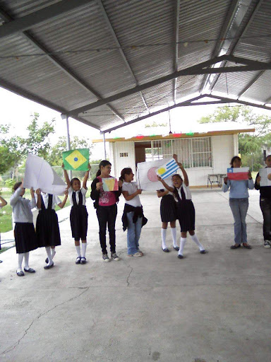 Esc.Prim.profe. Eduardo Alanis Olivares
