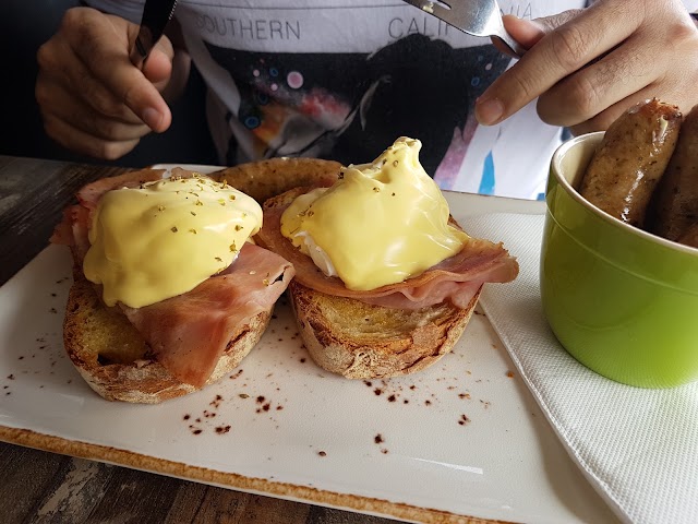 Rifo's Cafe