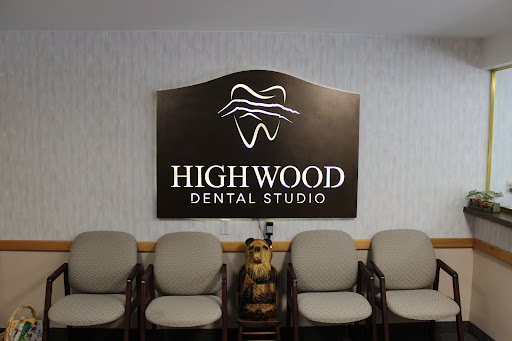 Highwood Dental Studio