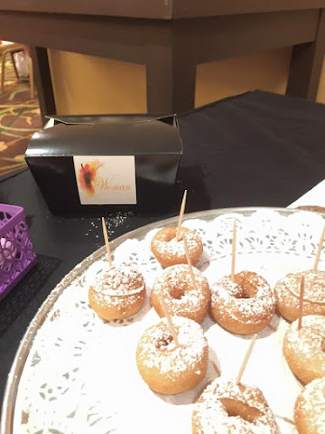 Cuzin’s Duzin by null