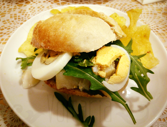 "VOLTARIA" - Petisqueira Portuguesa