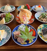 絵本とカフェ あーとゆーや