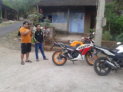 Photos of Pura Kerta Bhuwana Giri Wilis