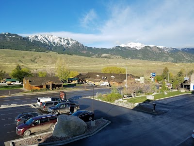 Yellowstone Big Rock Inn