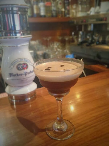 Vahe Bar - Thumbnail
