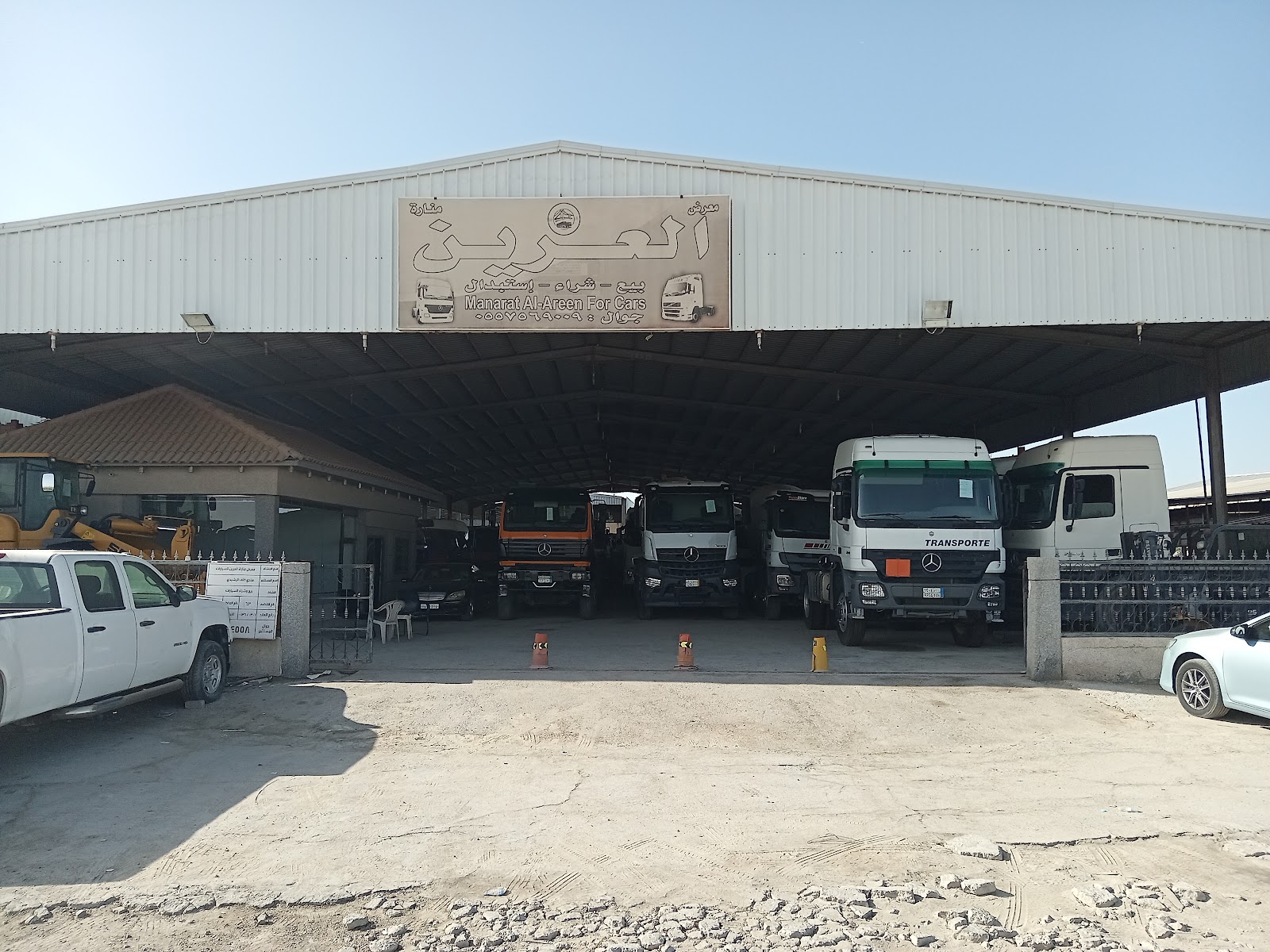 معرض منارات العين للسيارات - صورة 2