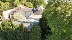 Photo n°5 de Château d'Hôtes Art Déco Perret et-ou son Gîte de Charme à Giverny en Normandie à Sainte-Geneviève-lès-Gasny (Location de cottage)