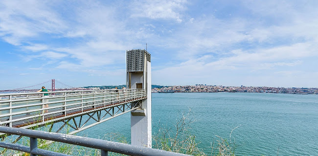 Elevador Panorâmico da Boca do Vento - Almada
