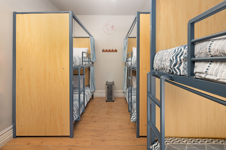 HI San Diego Downtown Hostel by null