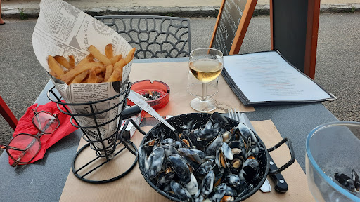 Chez Jules - Thumbnail