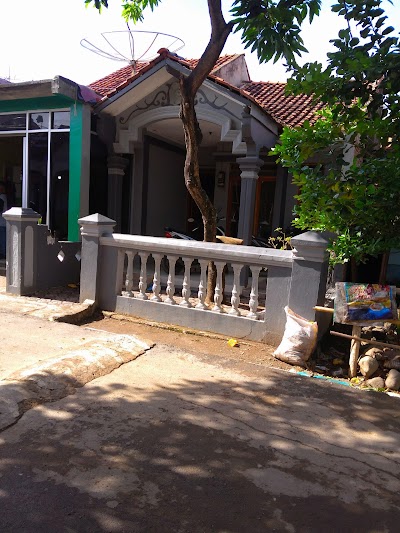 Photos of Ghaloer Square