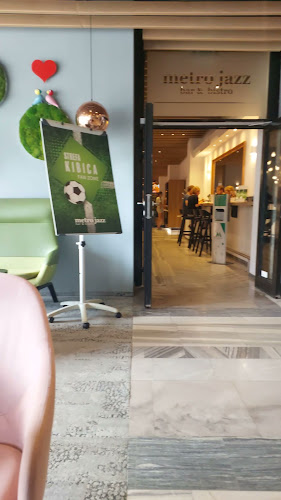 Komentarze i opinie o metro bar & bistro