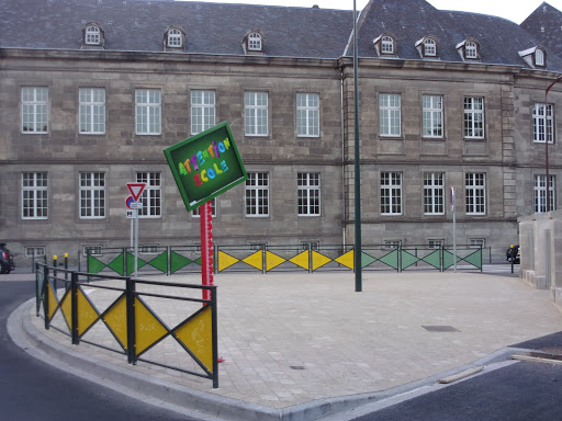Nursery School Poincaré Et Périscolaire. - Thumbnail
