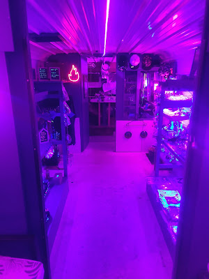 Photo of Bear & Grind It Headshop
