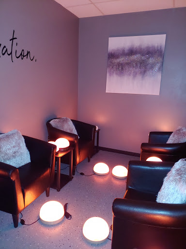 Pink Lounge: Dry Salt Therapy - Thumbnail