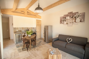 Photo n°9 de Domaine Lou Grand Chêne à Mazan (Gîte)