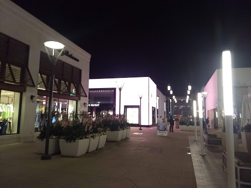 Allario Shopping Center - Thumbnail