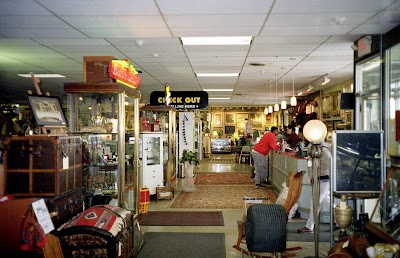 Rhode Island Antiques Mall