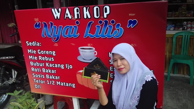 Warkop Nyai Lilis, Author: Nyai Lilis