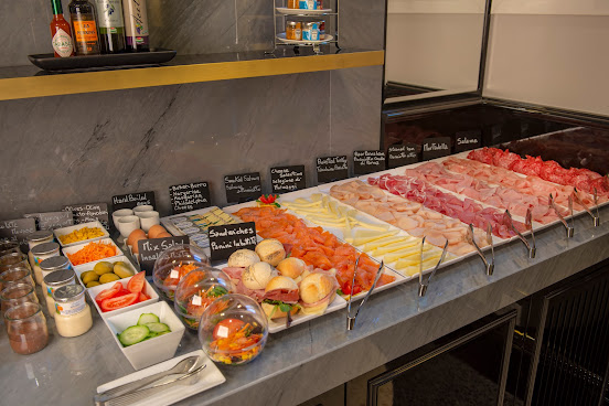 H10 Palazzo Canova by null