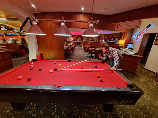 Pins Bowl-Bar-Restaurant - Thumbnail
