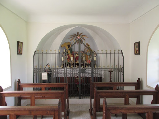 War memorial chapel - Thumbnail