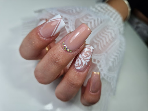 Reginails - Visual