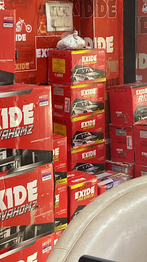 Kia SONET car battery  store near me in Vaishali Vasundhara KOSHAMBHI Vivekvihar delhi post image