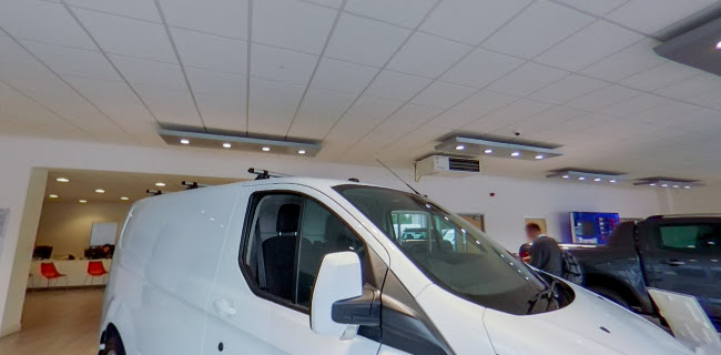 Ford Transit Centre Glasgow - Car dealer