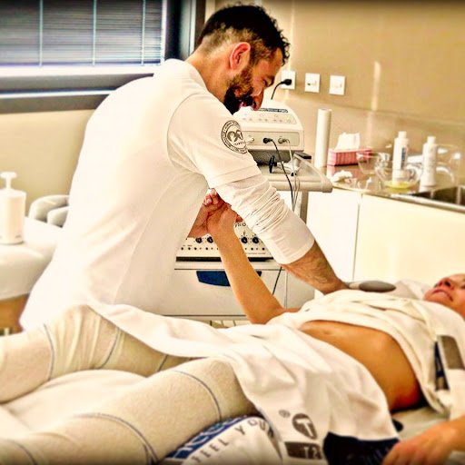Gianluca Valerio Sica FISIOTERAPIA-OSTEOPATIA Provincia di Livorno Castagneto Carducci