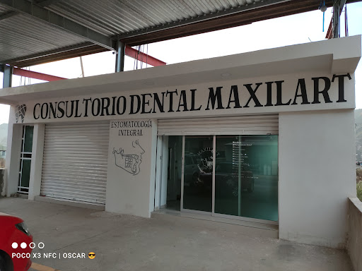 Consultorio Dental "Maxilart" Gallery - Mexico