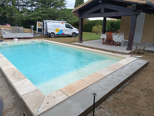 Photo de PISCINISTES ASSOCIES - Rue de la Piscine