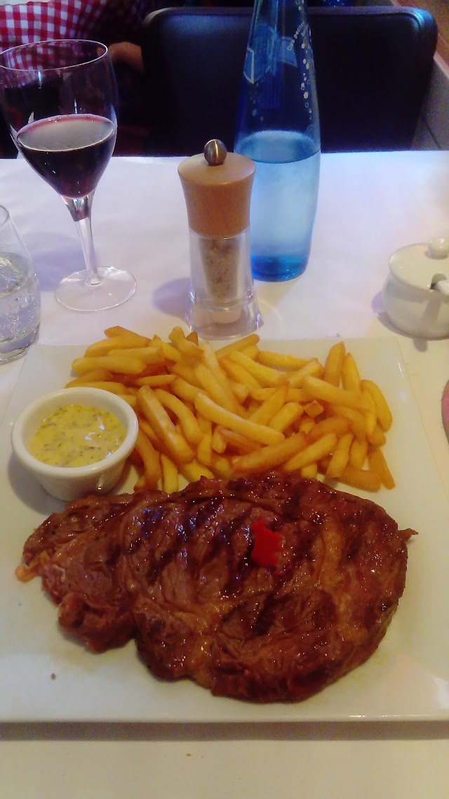 Le Bœuf à 6 Pattes