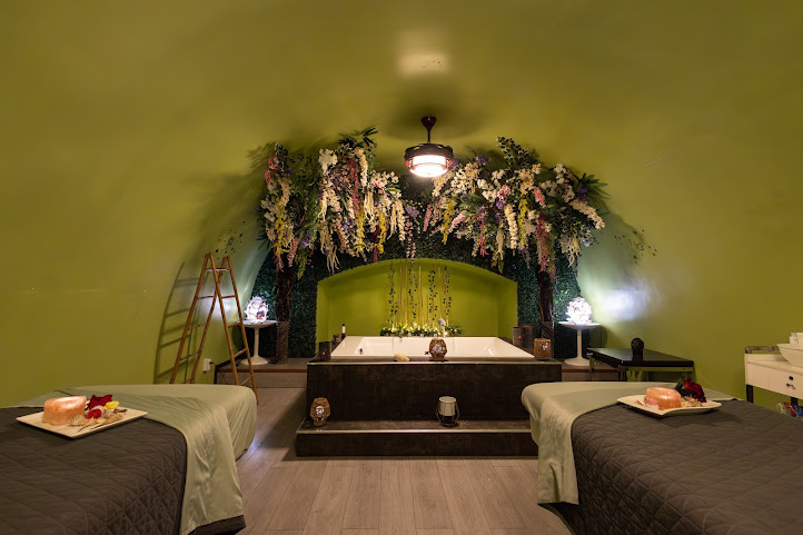 Natural Blends Esthetics Spa Rif Fort by null