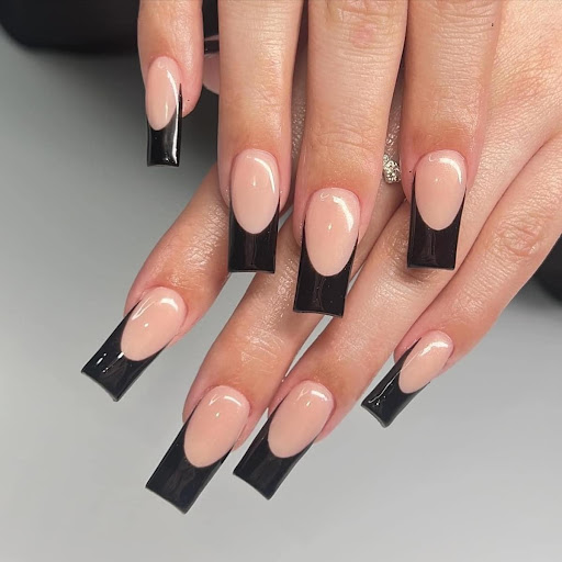 MD Royal Nails Park Road