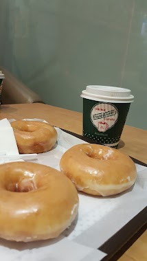 Krispy Kreme, Author: عبدالعزيز الغامدي