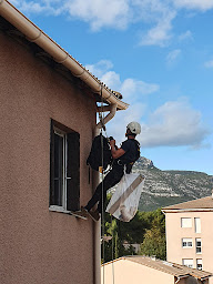 Photo n°16 de Accroche Toi à Sainte-Maxime (Entreprise de nettoyage de vitres)