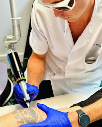 Photo n°30 de Centre Lasers Dermatologiques à Lyon à Lyon (Service de détatouage)