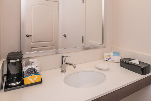 Hampton Inn Channel Islands Harbor Gallery - United States