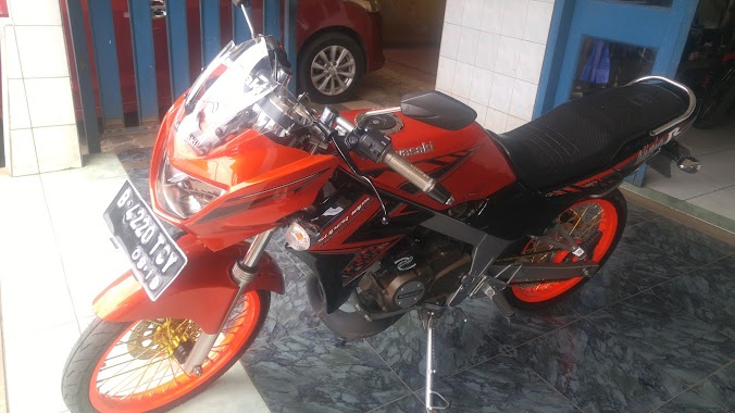 Sahabat Motor, Author: Ade Masykur Masykur