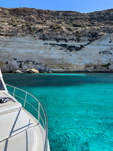 AMUNÌ Gita Turistica in Barca