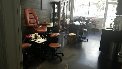 The Salon Rubicon - Thumbnail