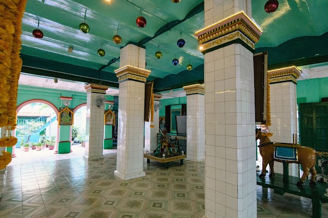 Sri Thenday Yuttha Pani Temple