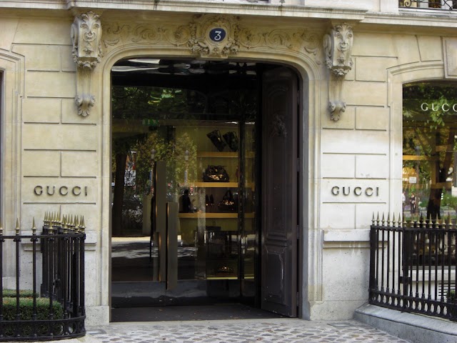 Gucci - Paris Flagship Montaigne