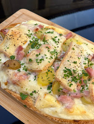 Photo n°5 de La Cave Divine à Saint-Chamas (Bar à vin)