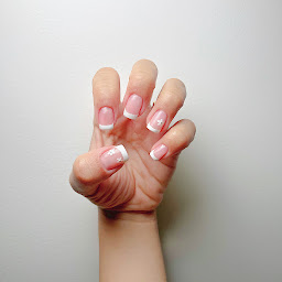 Photo n°4 de Nailsandme à Roquebrune-Cap-Martin (Salon de manucure)