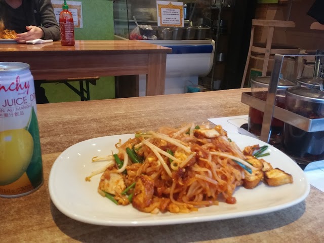 Mae Charoen Thai Imbiss