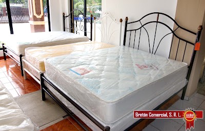 Photos of Bret&oacute;n Comercial